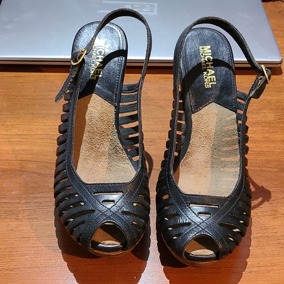 Michael Kors Shoes - Picture 2 of 4